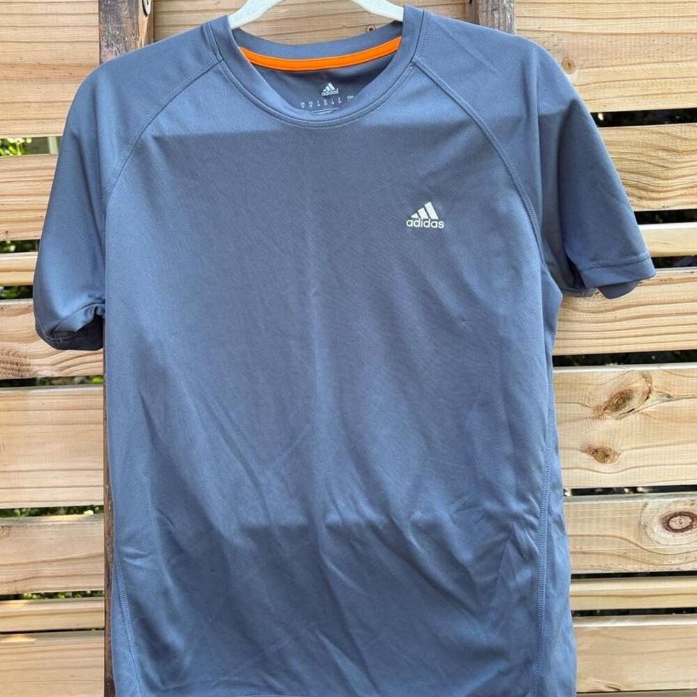 Adidas Men's Grey T-shirt